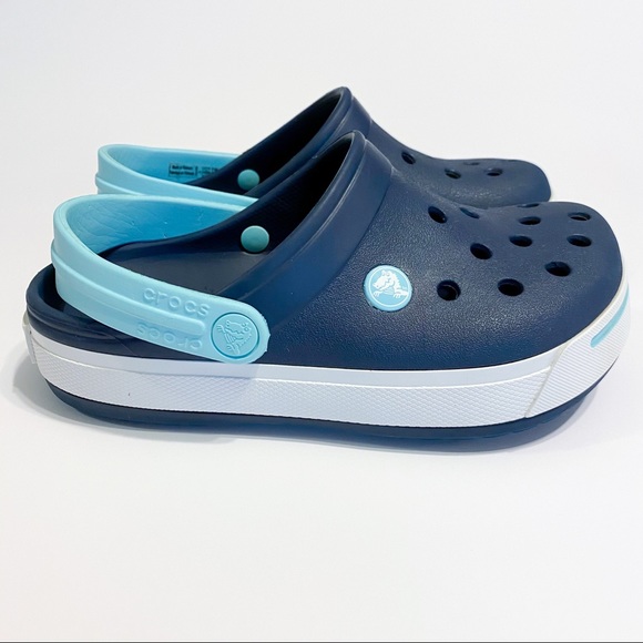 boys crocs size 2